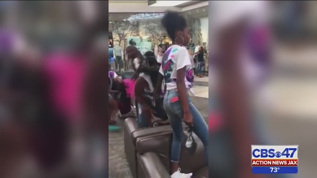 Orange Park Mall >> Five Arrested In Orange Park Mall Brawl Wjax Tv Orange Park Mall >> Five Arrested In Orange Park Mall Brawl Wjax Tv